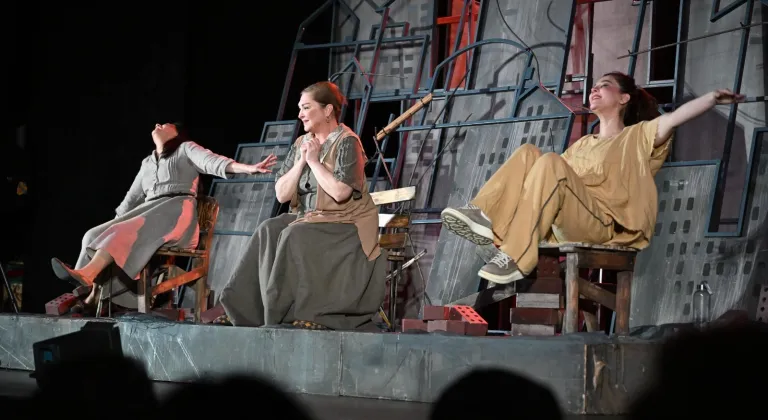 2. Uluslararası Mesir Tiyatro Festivali’nde duygu dolu performans