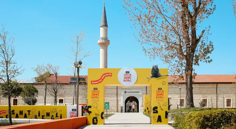 450 bin ziyaretçiyi aştı.. Bienal 31 Temmuz’a uzatıldı