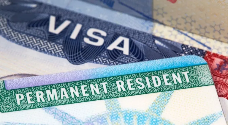 ABD’de Green Card programı süresiz olarak askıya alındı