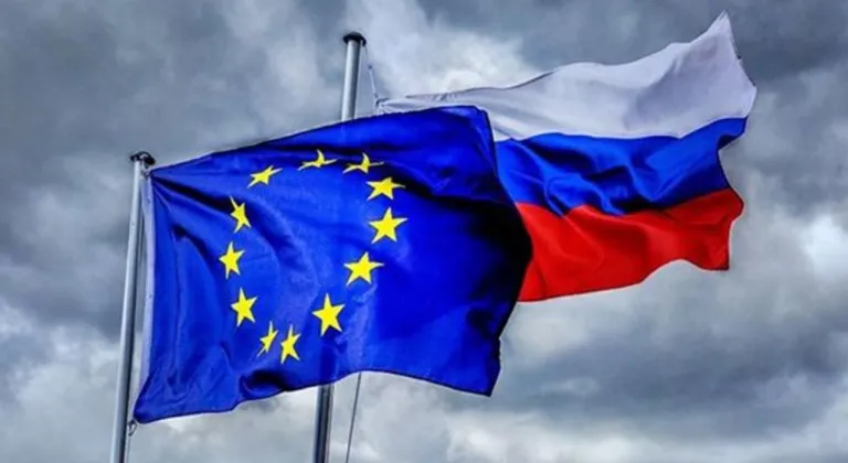 AB’den Rusya mesajı: Ukrayna barışı için Putin’le temas kaçınılmaz