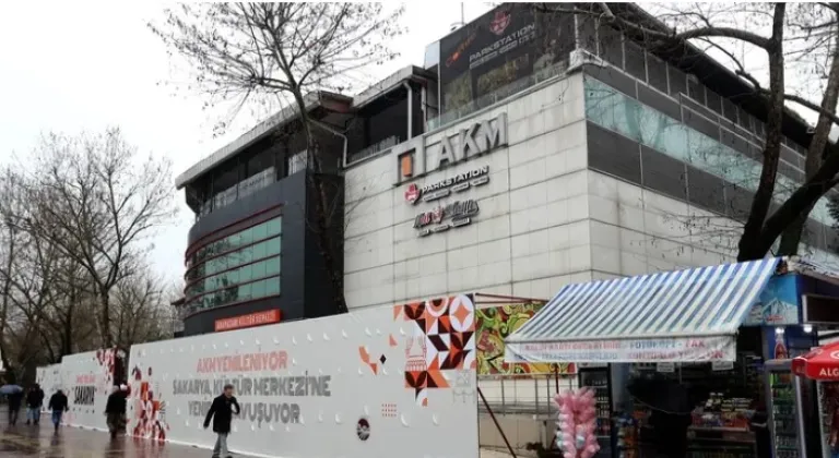 Adapazarı Kültür Merkezi’nde Yenileme Çalışmaları Başladı!