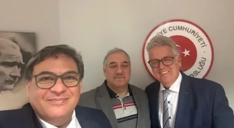 AGYENİDÜNYADER, Dijital Geleceğe Yön Veriyor

