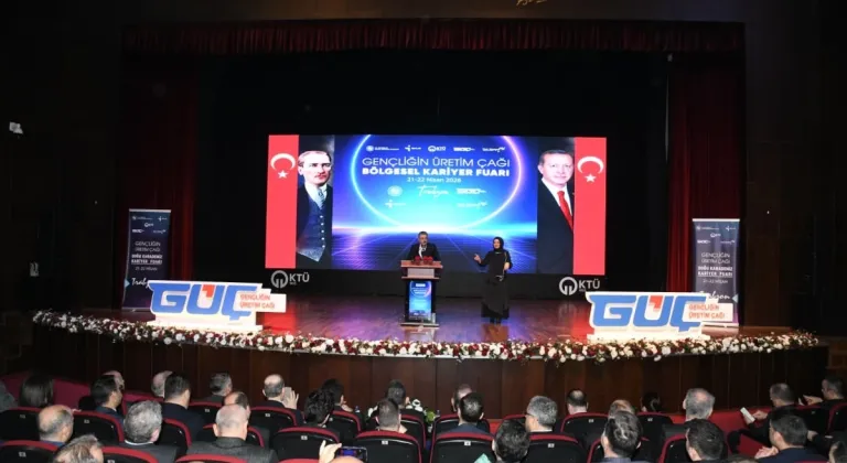 Ahmet Metin Genç: “Gelecek Gençlerin Omuzlarında Yükselecek”