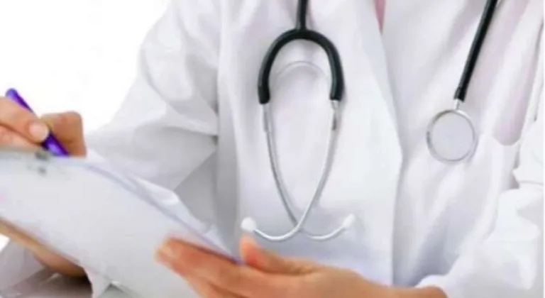 Aile Hekimliği Yönetmeliği'nde önemli değişiklik... Online muayene dönemi!