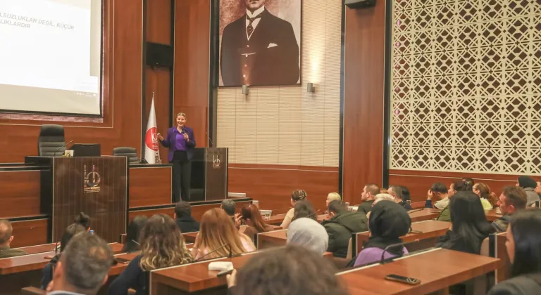Ankara Keçiören Belediyesi'nde personele 'etik' eğitimi