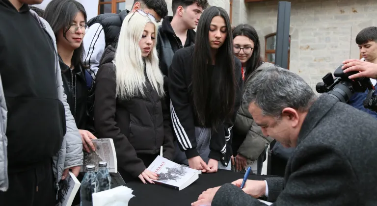 Ankara Keçiören’de Kütüphaneler Haftası’na özel Çanakkale söyleşisi