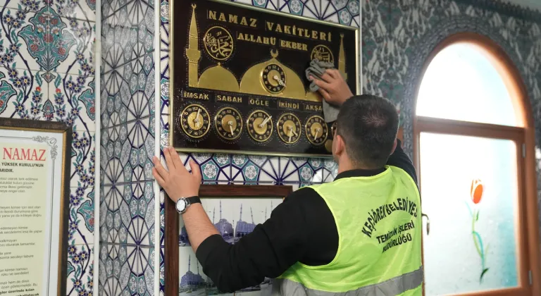 Ankara Keçiören'deki camilere kapsamlı bayram temizliği