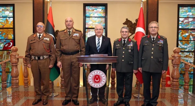 Ankara'da özel jetle bağlantı kesildi; Libya Genelkurmay Başkanı'nı taşıyordu!