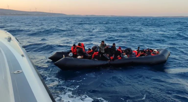 Antalya Demre açıklarında facia! Kaçan bottan düşen 14 düzensiz göçmen öldü