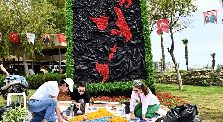Antalya’da 130 bin çiçekle görsel şov