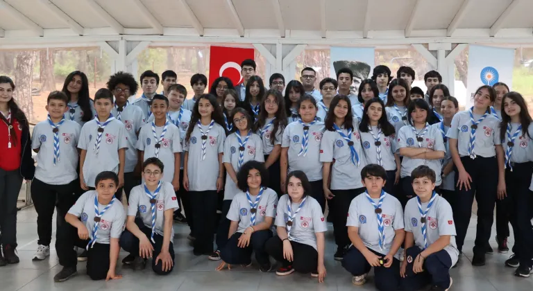 Antalya'da izciler kaynaşma kampında bir araya geldi