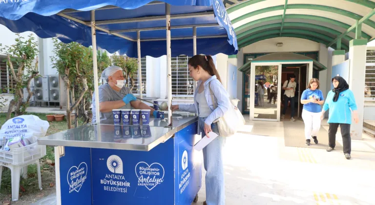 Antalya'da öğrencilere sıcak çorba desteği