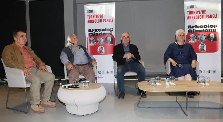 Arkeolojinin duayenleri Nilüfer’de buluştu