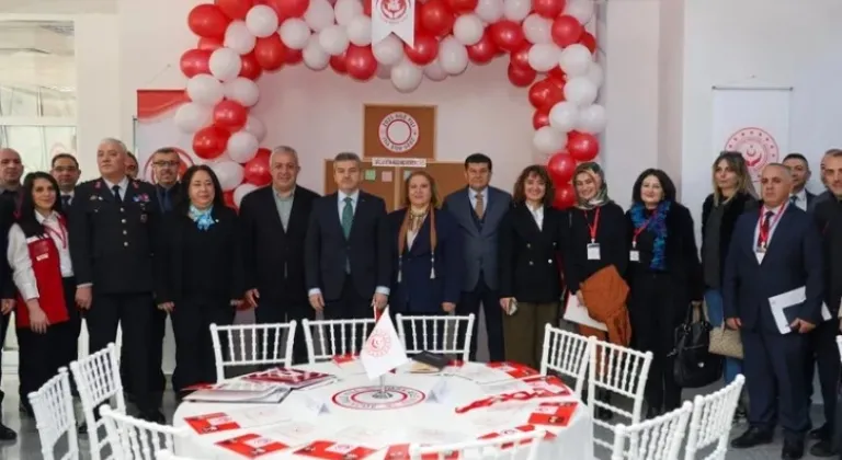 Artvin'de Paydaşlar, 'Aile' İçin Bir Araya Geldi








