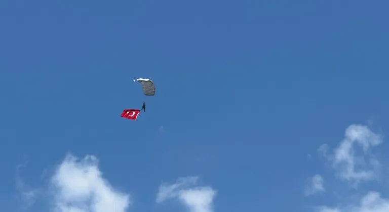 Atatürk'ün Tokat'a gelişinin 107. yıl dönümü Havalimanında coşkuyla kutlandı