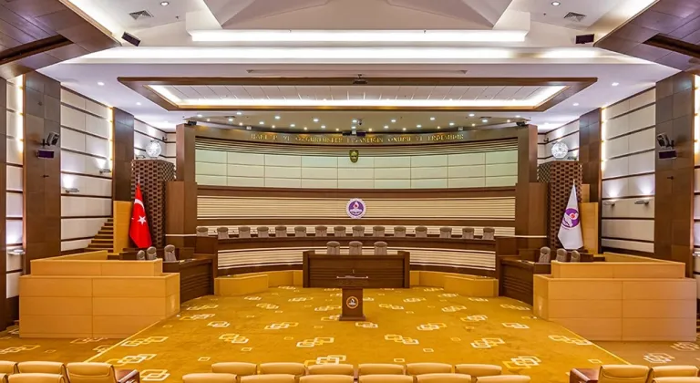 AYM, Elektronik Tebligat Düzenlemesinin Bazı Maddelerini İptal Etti