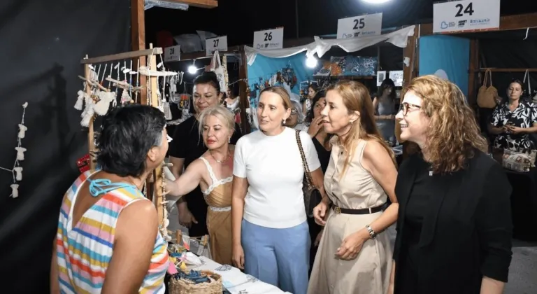Ayvalık’ta Kadın Emeği Çarşısı’na Büyük İlgi