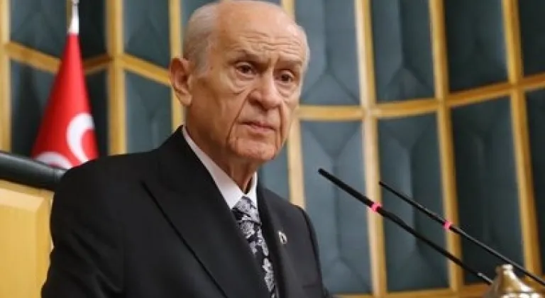 Bahçeli’den küresel uyarı: Eski düzen çöktü! Yeni dünya kaos oldu