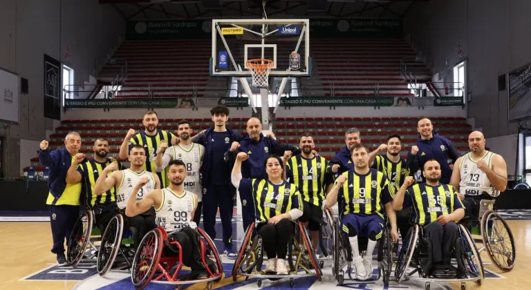 Bakan Bak’tan Fenerbahçe’ye tebrik