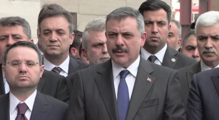 Bakan Çiftçi: 9 can kaybı! Kahramanmaraş'ta eğitime 2 gün ara!