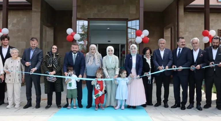 Bakan Göktaş, Darülaceze'de kreş açılışına katıldı