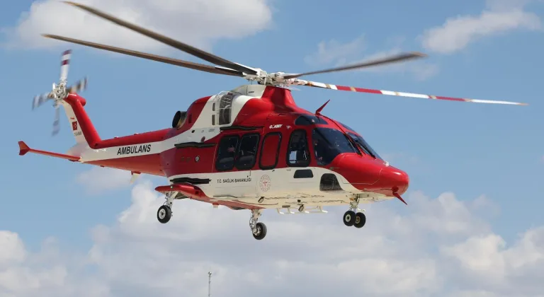 Bakan Memişoğlu, GÖKBEY Hava Ambulansı Testlerini İnceledi