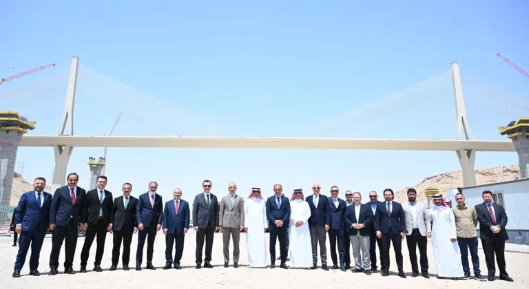 Bakan Uraloğlu Riyad’da... Türkiye-Suudi Arabistan ulaşım iş birliği masada