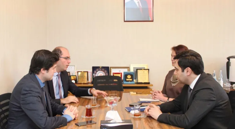 Bakü’de Türkiye–Azerbaycan akademik iş birliği masaya yatırıldı