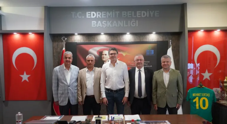 Balıkesir Edremit Belediyesi’nde bayramlaşma coşkusu