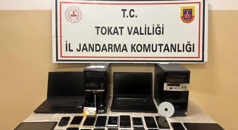 Banka hesabı kiralayıp dolandırıcılara gönderen kişilere operasyon: 16 gözaltı (2)