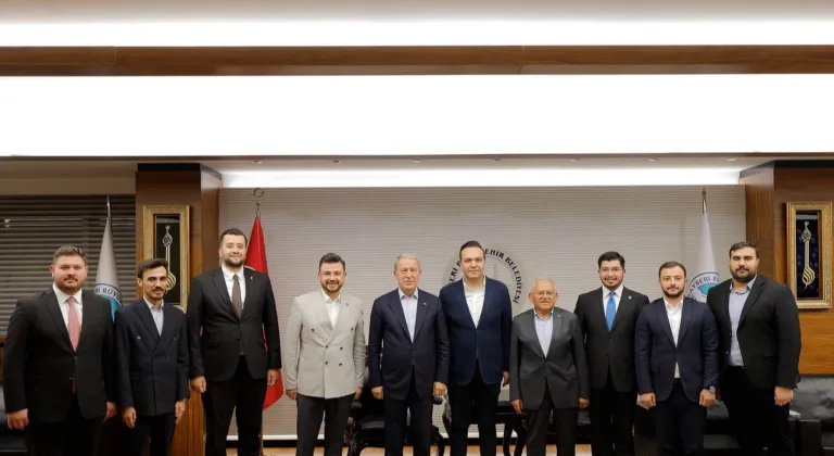 Başkan Büyükkılıç, Bİ’Fest Kayseri Gençlik Festivali’nde gençlerle buluştu