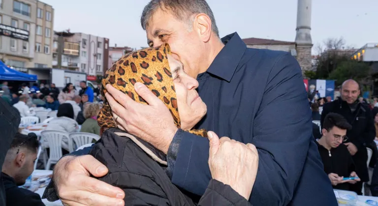 Başkan Tugay İzmir Aliağa’da yurttaşlarla buluştu