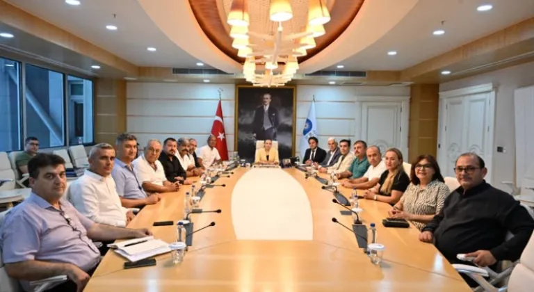 Başkan Vekili Özdemir, STK ve Muhtar Temsilcilerini Kabul Etti
