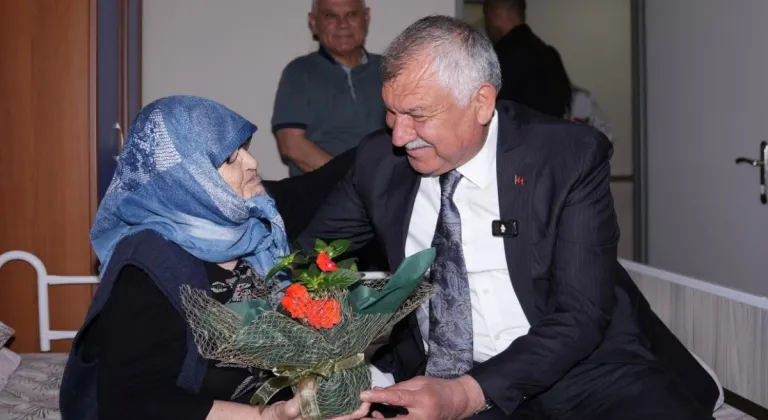 Başkan Zeydan Karalar, Huzurevi Sakinleriyle Bir Araya Geldi