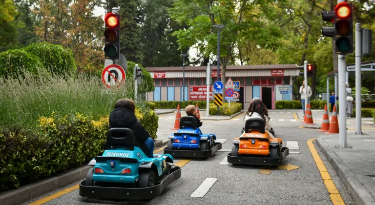Başkentte miniklere trafik bilinci eğitimi