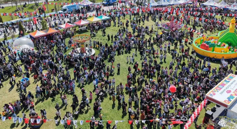 Başkentte şenlik çocukların neşesi ile taçlandı
