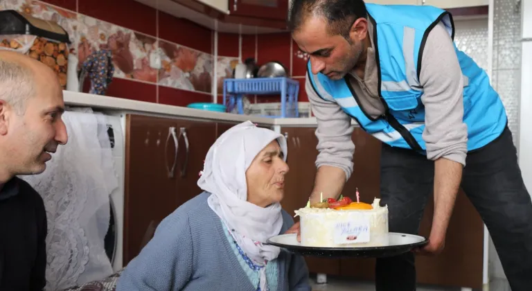 Besra Nine'ye sürpriz doğum günü