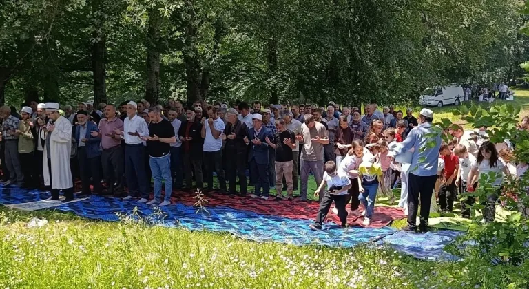 Bilecik Güde Köyü yağmur ve şükür duasında