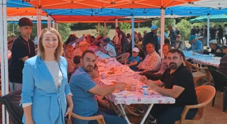 Bilecik Pazaryeri’nde Yağmur ve Şükür Duaları Coşkuyla Edildi









