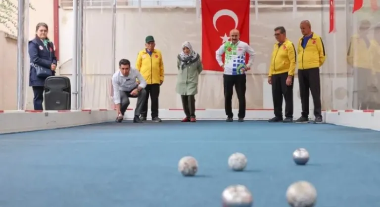 Bilecik'te Huzurevi Sakinleri Bocce ile Yeteneklerini Gösterdi








