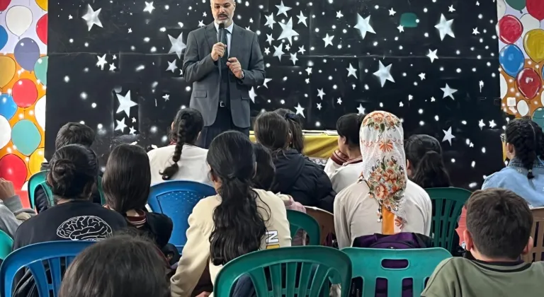 Bismil’de öğrencilere 'Başarıda Arkadaş Seçimi' konferansı