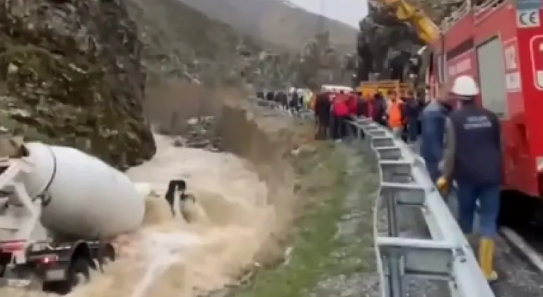 Bitlis Hizan’da beton mikseri kazası