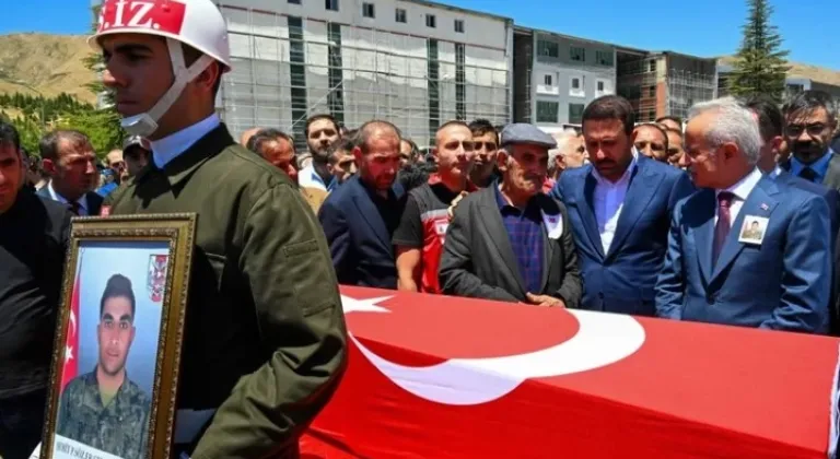 Bitlis’te Şehit Uyanık İçin Son Görev

