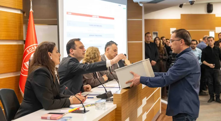 Bornova Belediyesi Meclisi’nde Komisyon Üyeleri Belirlendi