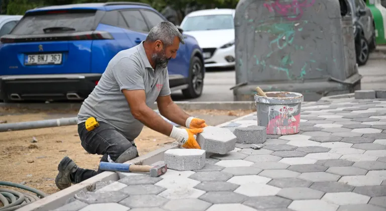 Bornova’da Zafer Caddesi İçin Kentsel Dönüşüm Projesi İncelendi