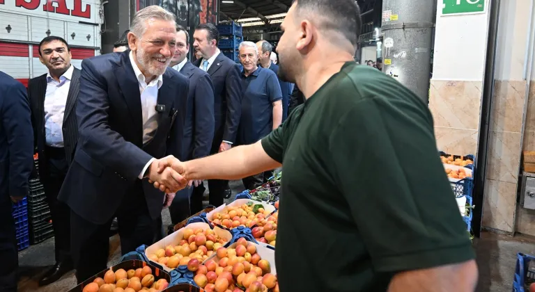 BTSO Başkanı Burkay’dan Bursa Kent Hali’ne ziyaret