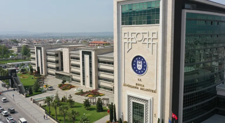Bursa Büyükşehir bayrama tam tekmil hazır