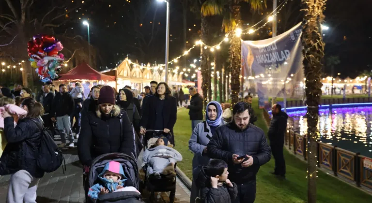 Bursa Büyükşehir'in Ramazan Meydanı ışıl ışıl