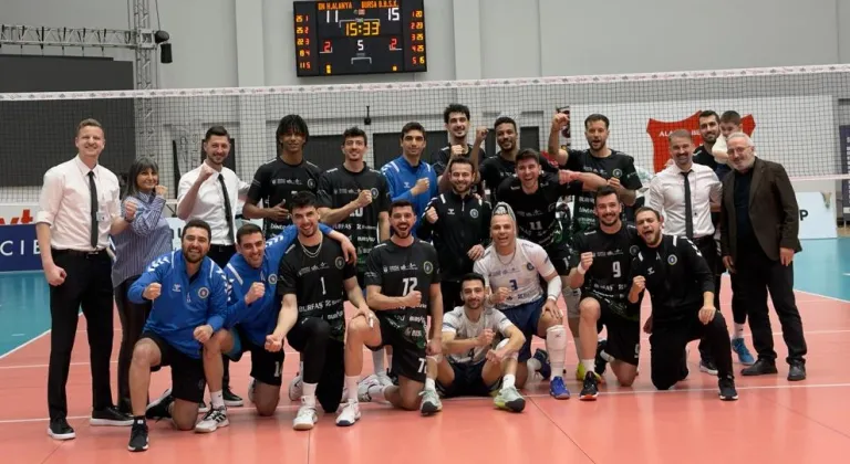 Bursa Büyükşehirli Efeler'den muhteşem dönüş