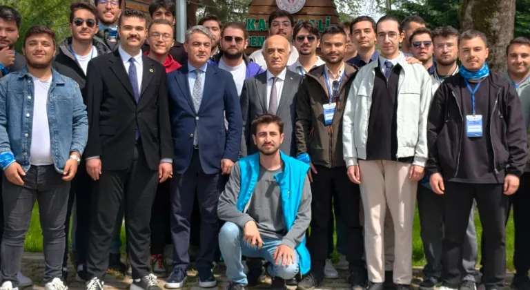 Bursa Gemlik'te Kaymakam Canbaba “Mavi Vatan Kampı”nda Buluştu